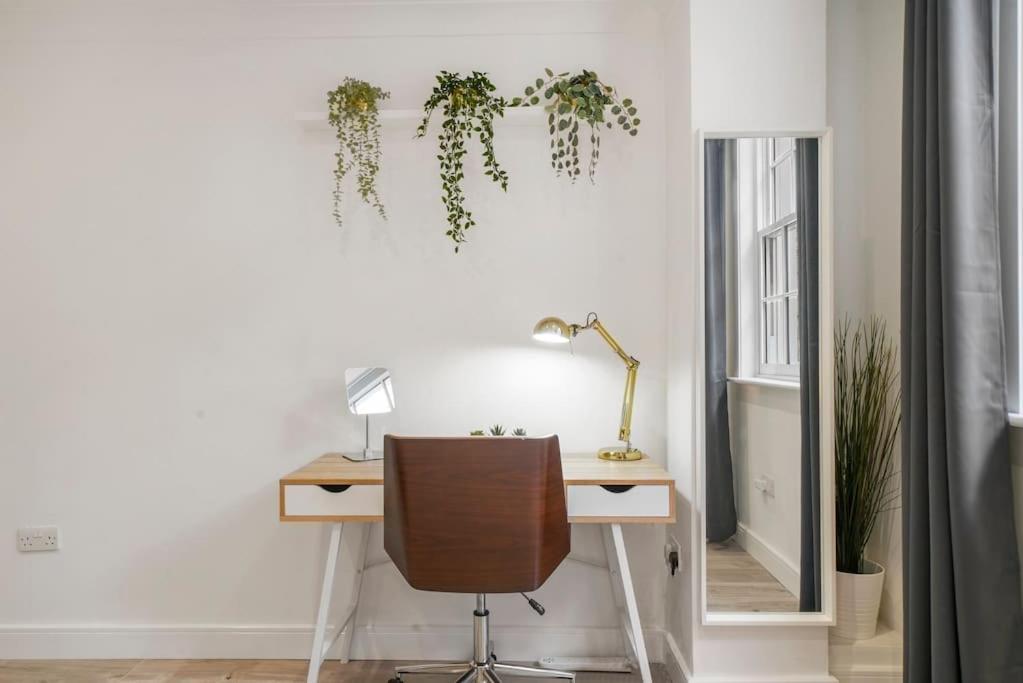 Modern 2 Bedroom Apartment In The Heart Of London Exterior foto