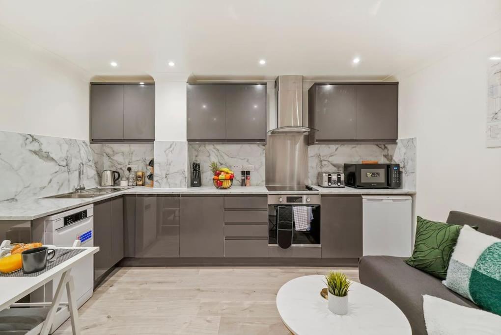 Modern 2 Bedroom Apartment In The Heart Of London Exterior foto